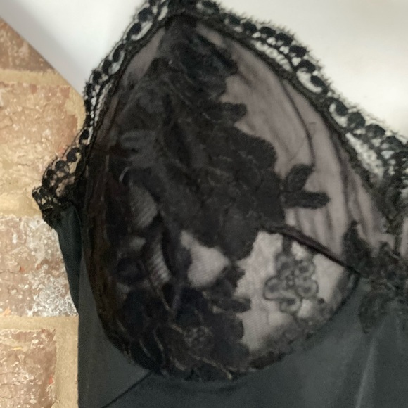 VINTAGE Goddard Artemis 1970 Black Lace Nylon Pin Up Slip Dress Size 34 - Picture 5 of 11